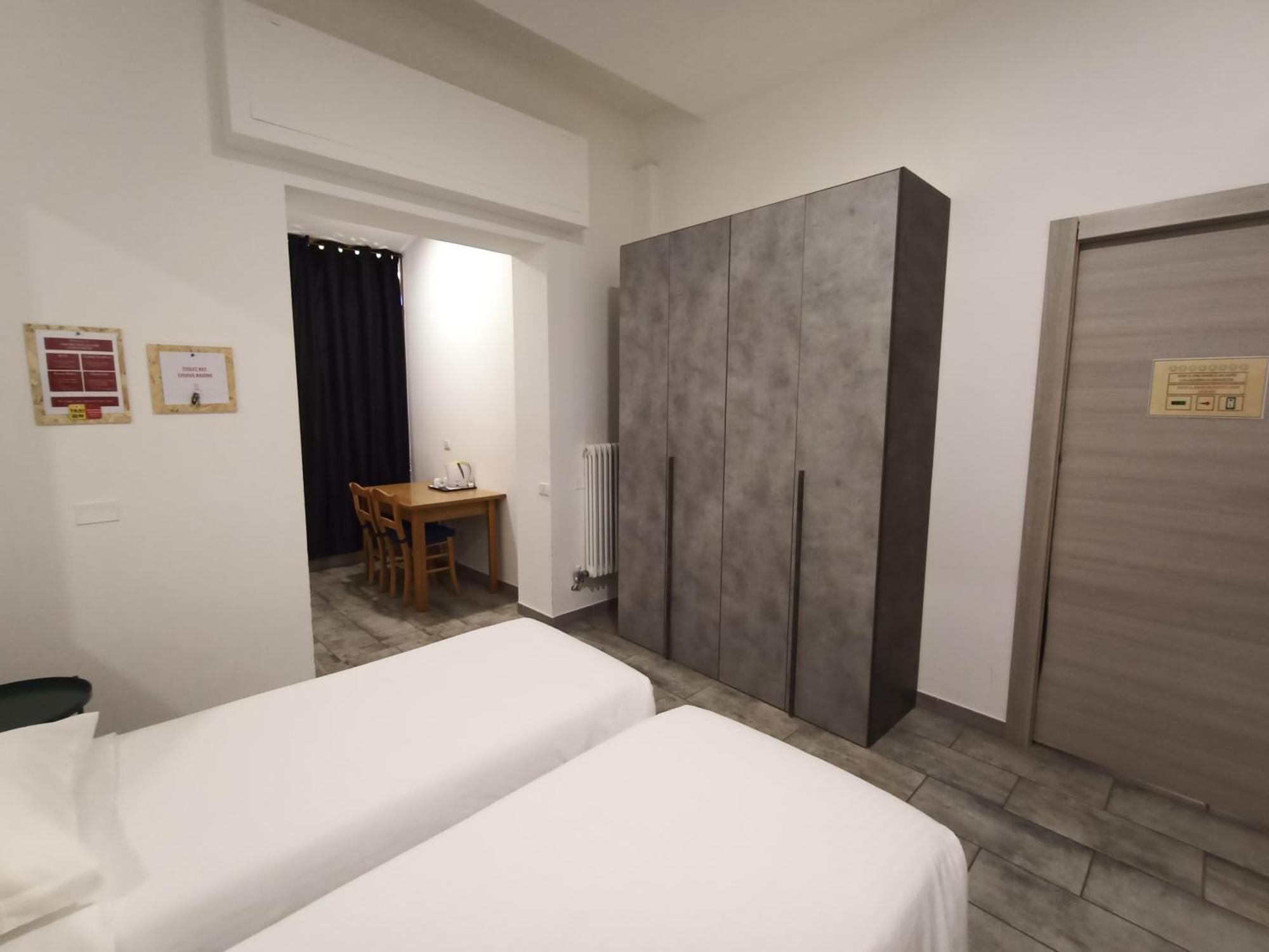Airport Boulevard Guesthouse Grassobbio Exterior photo